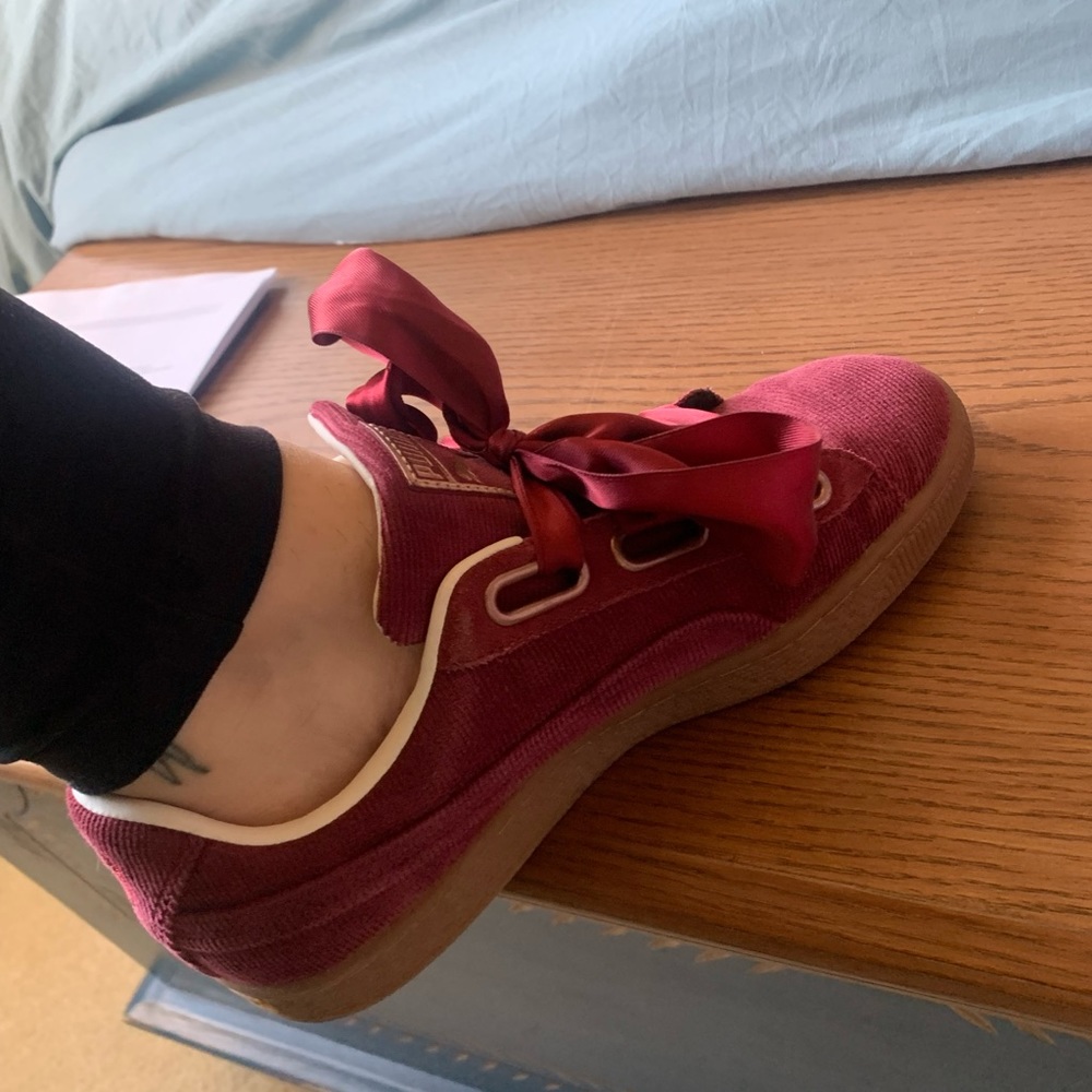 Women’s puma size 8